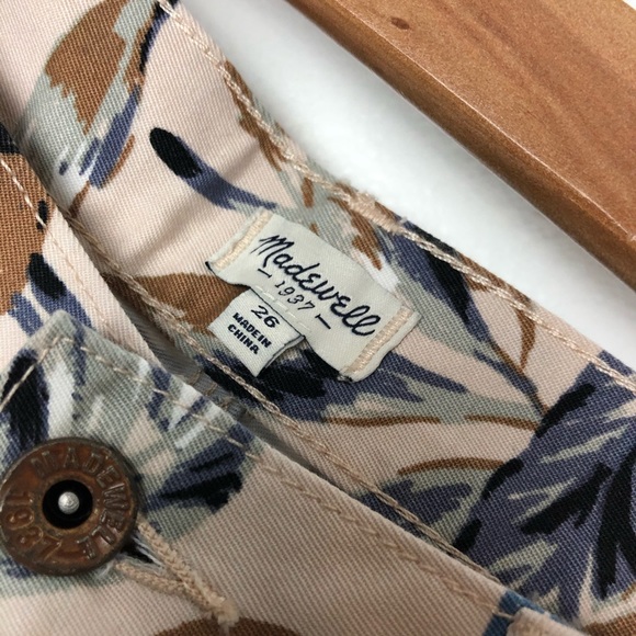 Madewell Floral print shorts neutral raw hem 26 - Picture 4 of 8